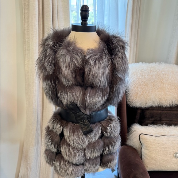 Genuine Fox Fur Vest - Grey, Silver, Black - Picture 9 of 11